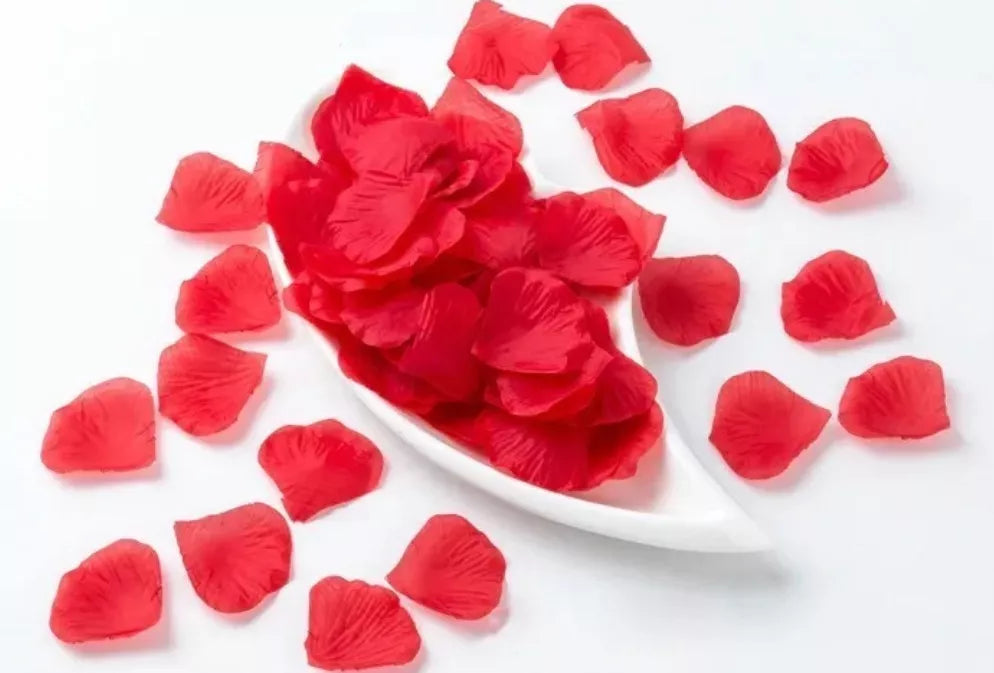 Petalos de rosas artificiales
