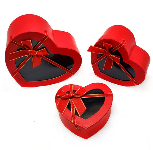 Set 3 cajas corazón con visor